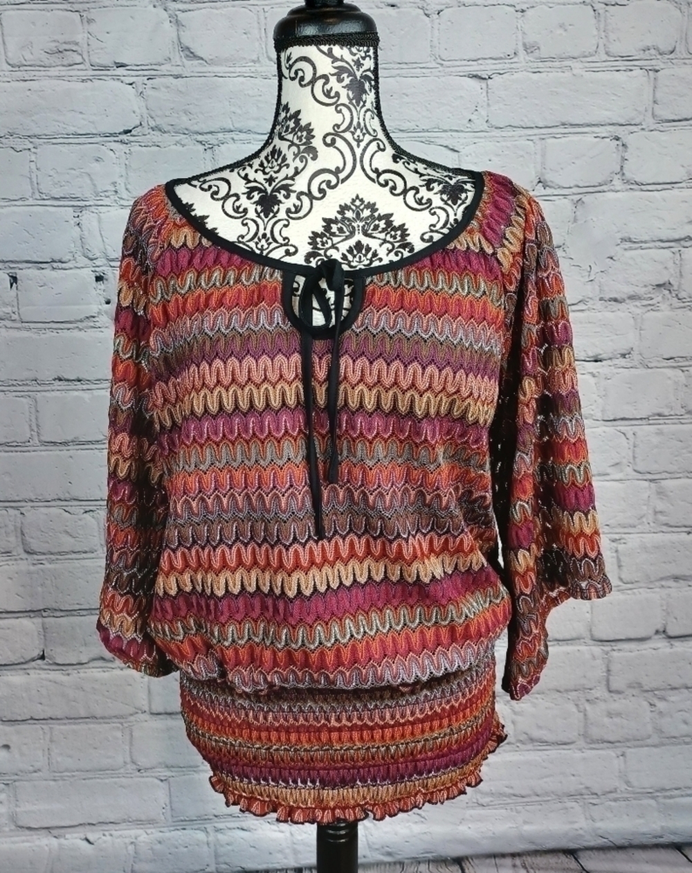 Roz & Ali women's geometric print popover size large top keyhole tie front b14
